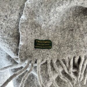 Tweedmill Pure New Wool Gray Blanket